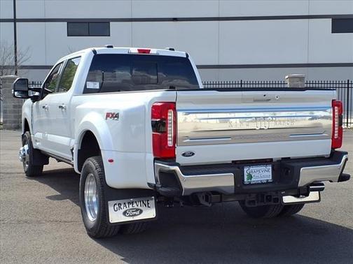 2025 Ford F-350 King Ranch