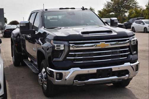 2025 Chevrolet Silverado 3500 LTZ