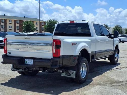 2025 Ford F-350 King Ranch
