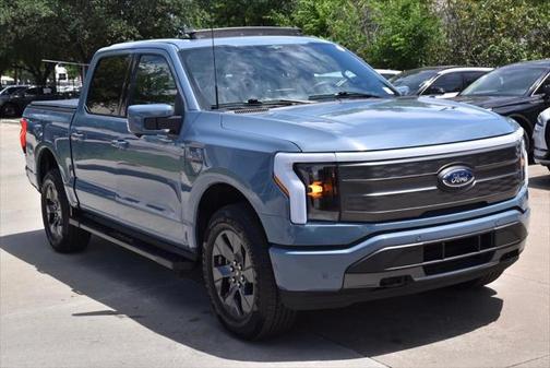 2023 Ford F-150 Lightning LARIAT