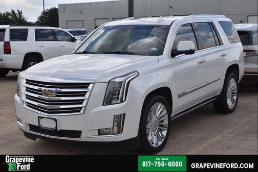 Crystal White Tricoat 2017 Cadillac Escalade Platinum