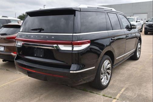 2023 Lincoln Navigator Reserve