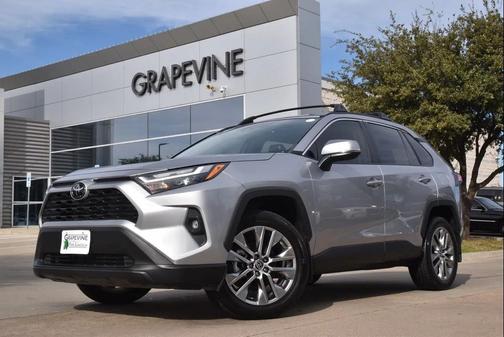 2023 Toyota RAV4 XLE Premium
