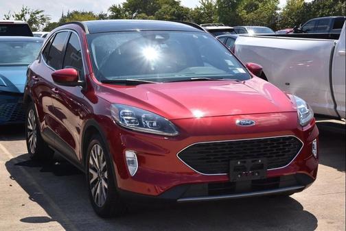 2022 Ford Escape Titanium