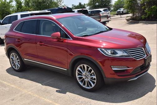 Ruby Red Metallic Tinted Clearcoat 2017 Lincoln MKC Reserve