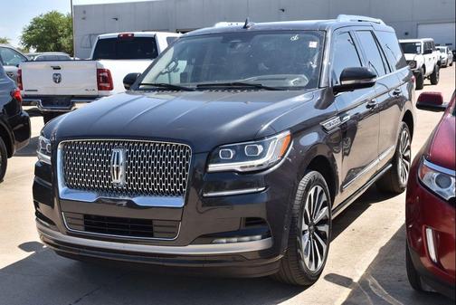 Starlight Gray Metallic Premium Colorant 2024 Lincoln Navigator Reserve