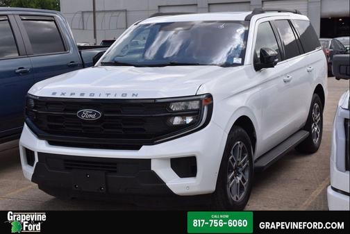 Oxford White 2025 Ford Expedition Active