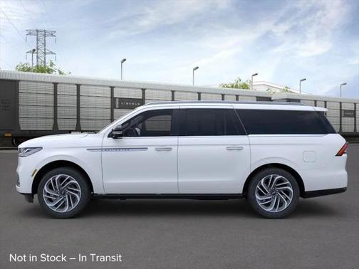 2025 Lincoln Navigator Reserve