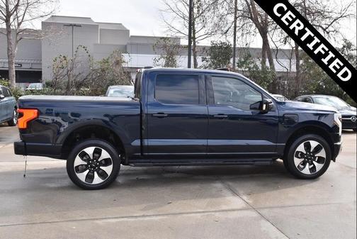 2022 Ford F-150 Lightning Platinum