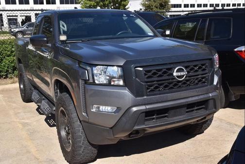 2022 Nissan Frontier S