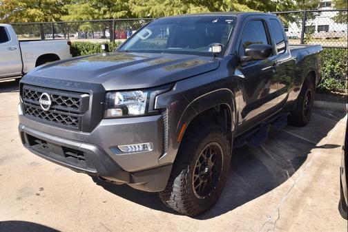 2022 Nissan Frontier S