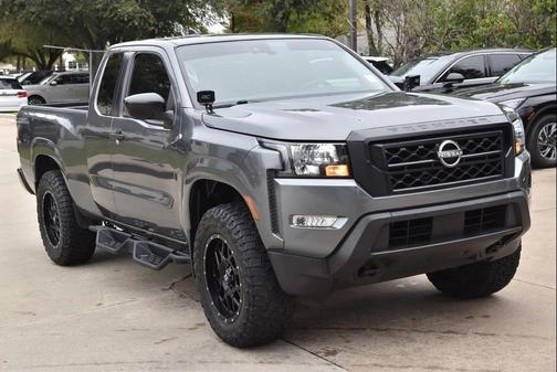 2022 Nissan Frontier S