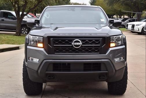 2022 Nissan Frontier S