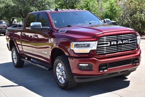 2020 RAM 2500 Laramie Crew Cab 4X4 6'4' Box