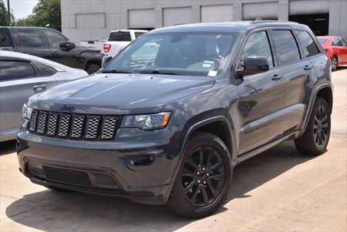 2018 Jeep Grand Cherokee Altitude