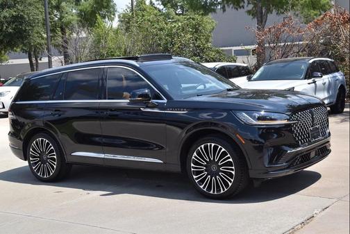 2025 Lincoln Aviator Black Label AWD