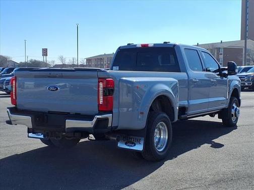2025 Ford F-350 Lariat