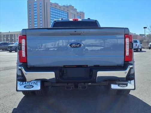 2025 Ford F-350 Lariat