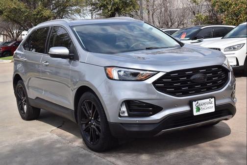 Iconic Silver Metallic 2022 Ford Edge Titanium
