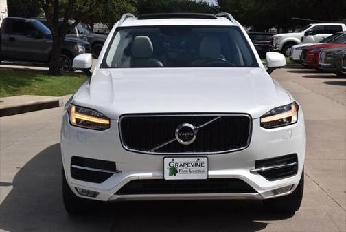 2019 Volvo XC90 T6 Momentum