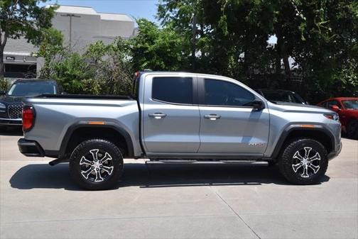 2023 GMC Canyon Base