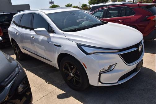 White Frost Tricoat 2023 Buick Enclave Essence FWD