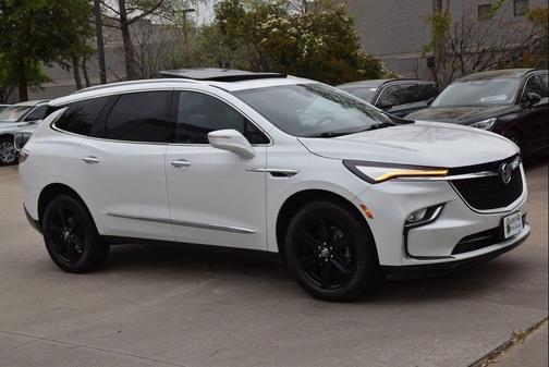 2023 Buick Enclave Essence FWD