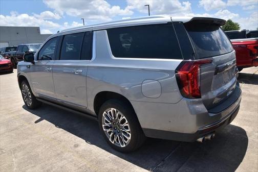 2023 GMC Yukon XL Denali Ultimate