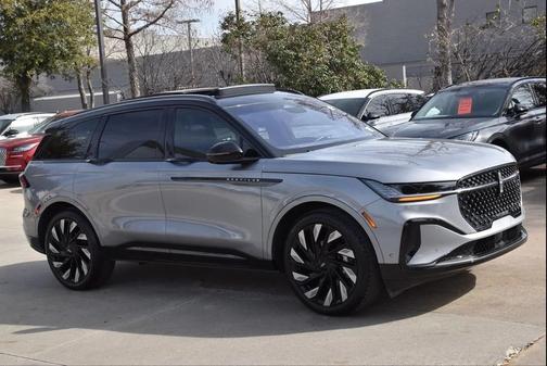 2024 Lincoln Nautilus Reserve