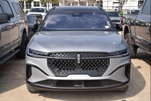 2024 Lincoln Nautilus Reserve