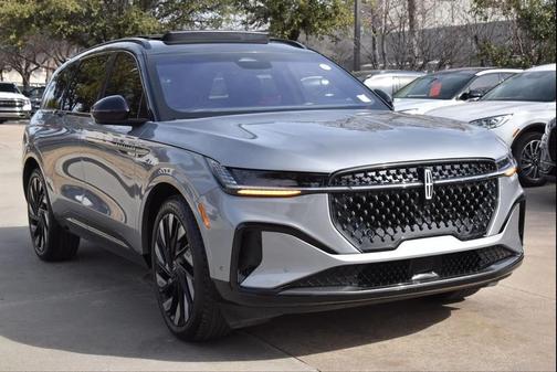 2024 Lincoln Nautilus Reserve