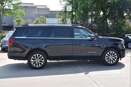 Agate Black 2025 Ford Expedition Max Platinum