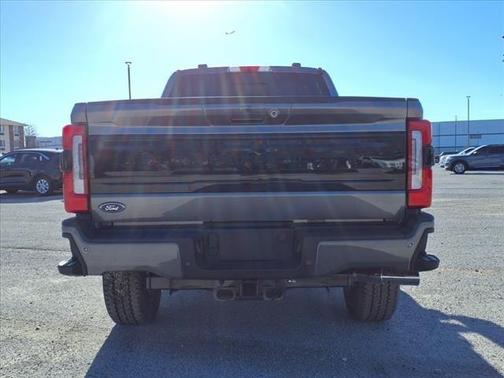 2025 Ford F-250 Platinum