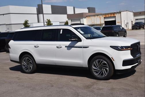 2025 Lincoln Navigator Reserve