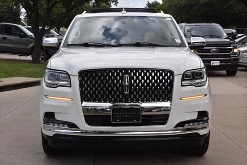 2022 Lincoln Navigator Black Label