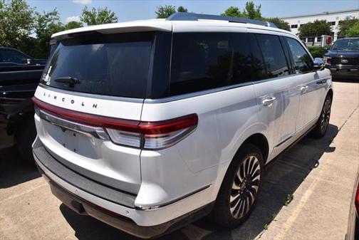 2022 Lincoln Navigator Black Label