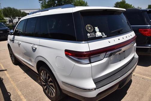 2022 Lincoln Navigator Black Label