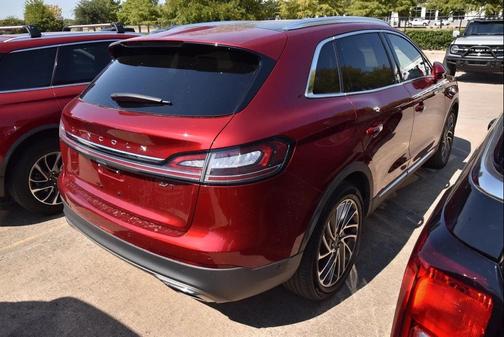 2019 Lincoln Nautilus Reserve