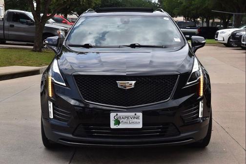 Stellar Black Metallic 2020 Cadillac XT5 Sport