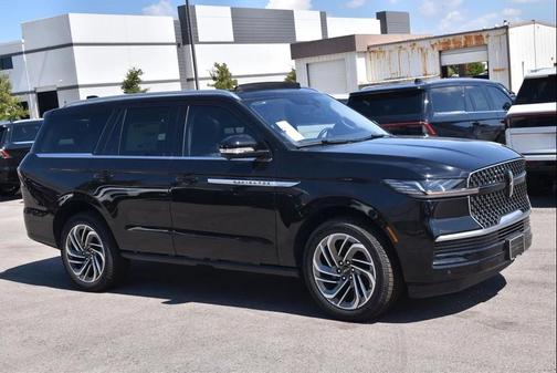 2025 Lincoln Navigator Reserve