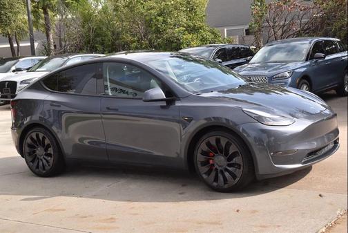 2022 Tesla Model Y Performance Dual Motor All-Wheel Drive