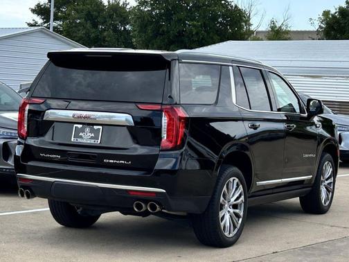 Onyx Black 2023 GMC Yukon Denali