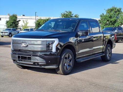 2025 Ford F-150 Lightning LARIAT