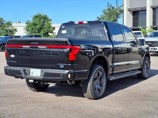 2025 Ford F-150 Lightning LARIAT