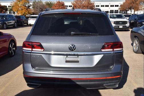 2022 Volkswagen Atlas 3.6L SE w/Technology