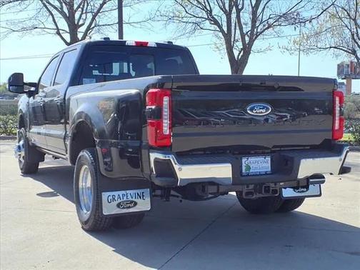2025 Ford F-350 Lariat
