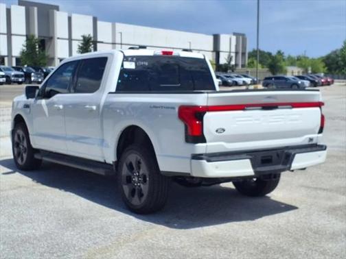 2025 Ford F-150 Lightning Platinum