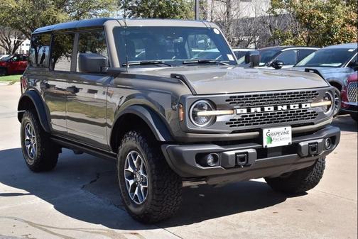 2025 Ford Bronco Badlands
