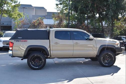 2016 Toyota Tacoma Base
