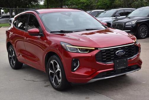2023 Ford Escape ST-Line Elite